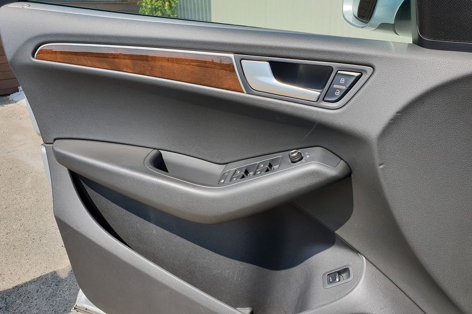 Продам Audi Q5 2013 года в Киеве
