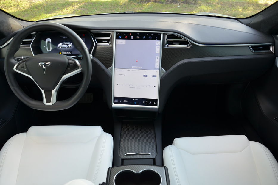 Продам Tesla Model S 100D Autopilot 2018 года в Киеве