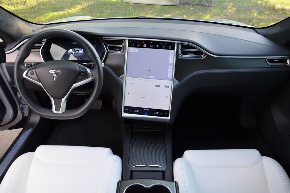 Продам Tesla Model S 100D Autopilot 2018 года в Киеве