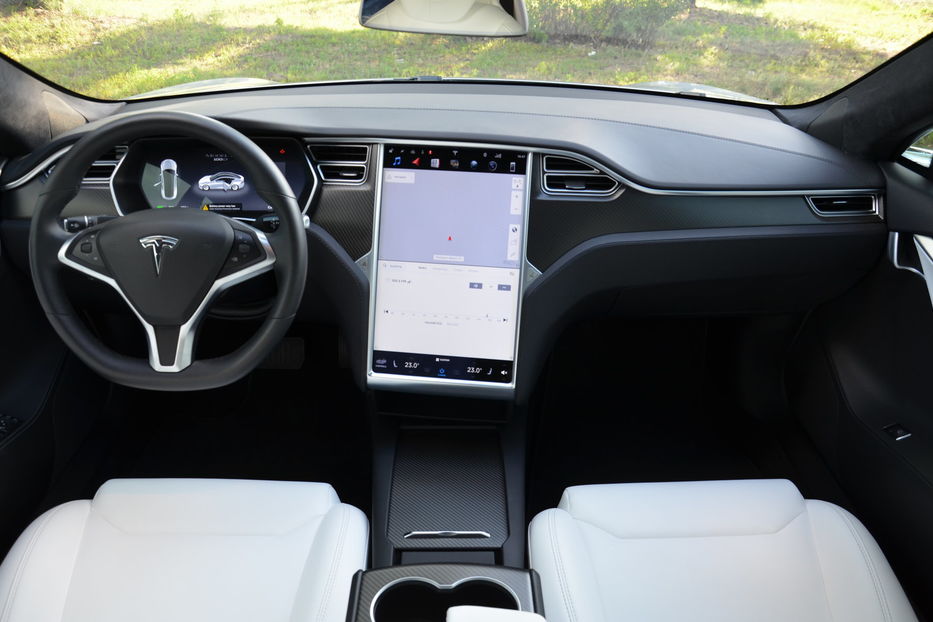 Продам Tesla Model S 100D Autopilot 2018 года в Киеве