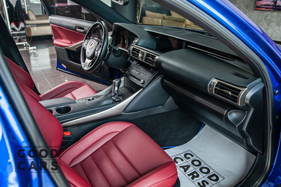 Продам Lexus IS 200 F-Sport 2016 года в Одессе