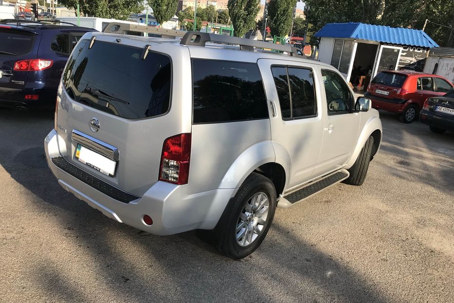 Продам Nissan Pathfinder 2011 года в Днепре