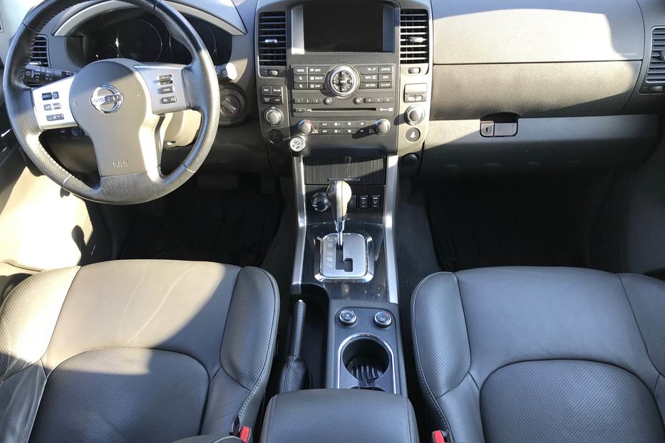 Продам Nissan Pathfinder 2011 года в Днепре