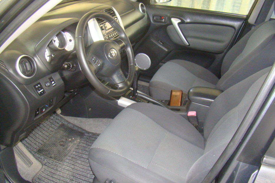 Продам Toyota Rav 4 LUX REISTAILING 2005 года в Одессе