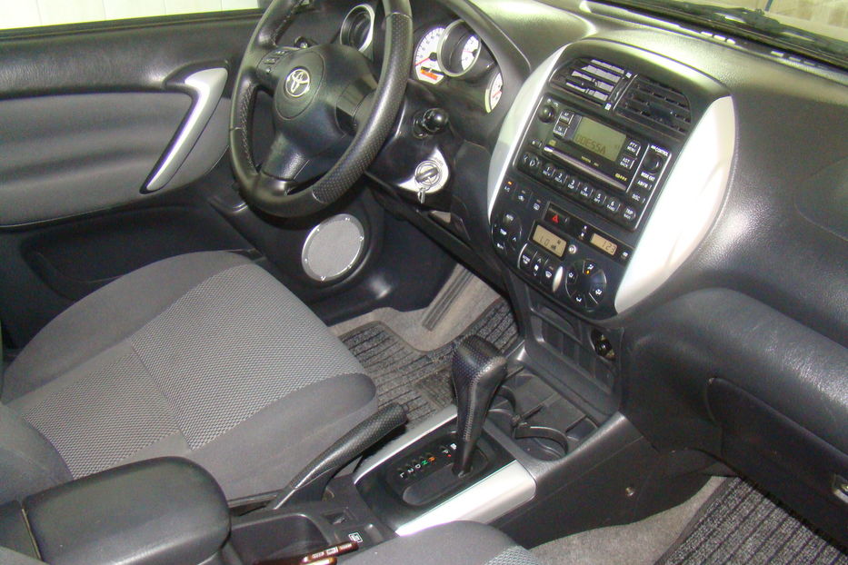 Продам Toyota Rav 4 LUX REISTAILING 2005 года в Одессе