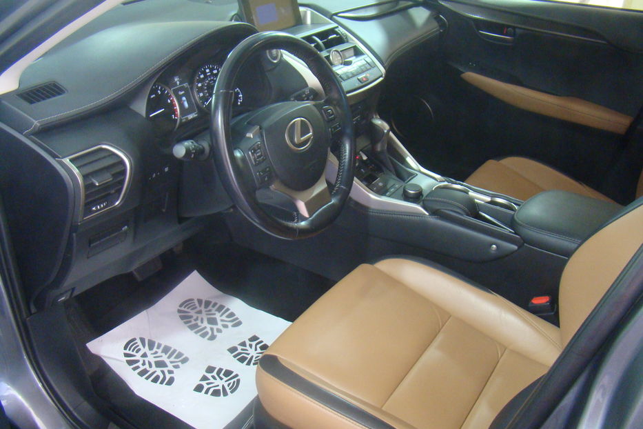 Продам Lexus NX 200  TURBO SPORT 2016 года в Одессе