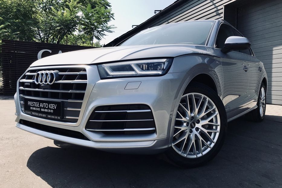Продам Audi Q5 QUATTRO S-LINE 2017 года в Киеве