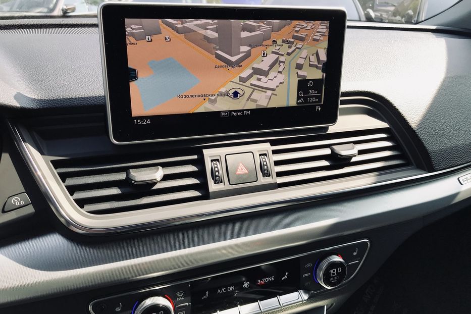 Продам Audi Q5 QUATTRO S-LINE 2017 года в Киеве
