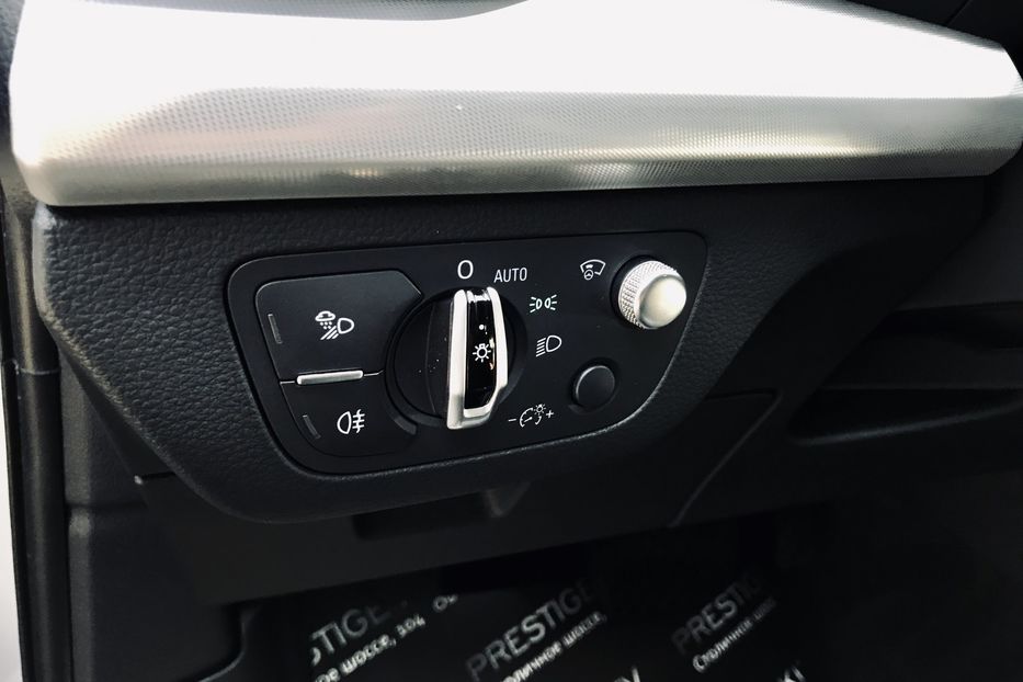 Продам Audi Q5 QUATTRO S-LINE 2017 года в Киеве