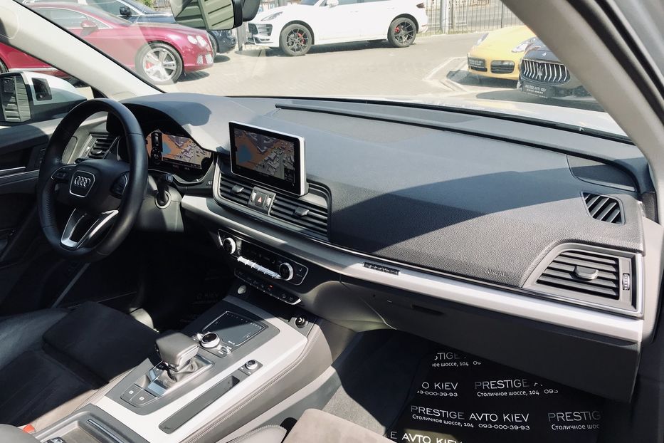 Продам Audi Q5 QUATTRO S-LINE 2017 года в Киеве