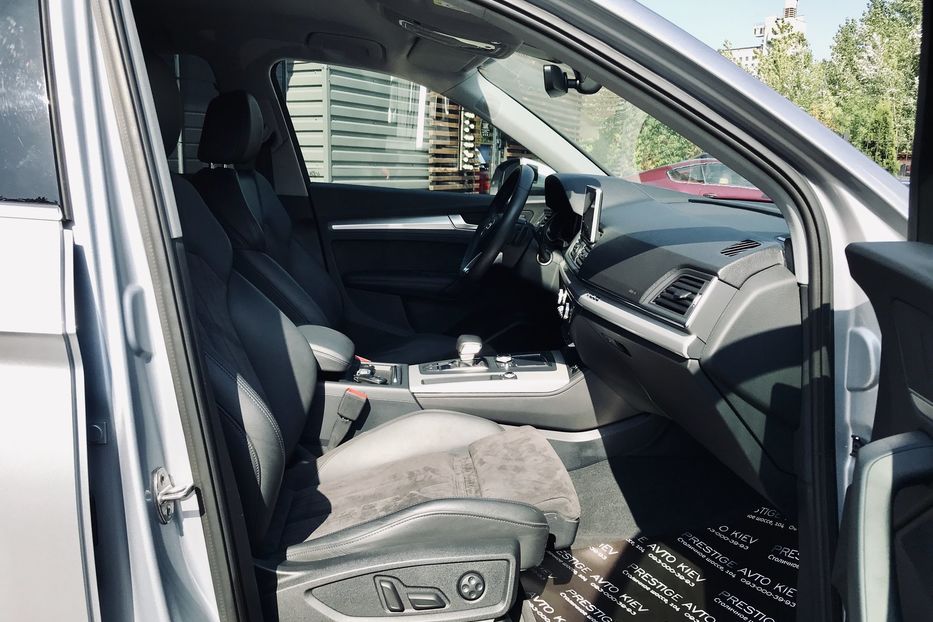 Продам Audi Q5 QUATTRO S-LINE 2017 года в Киеве