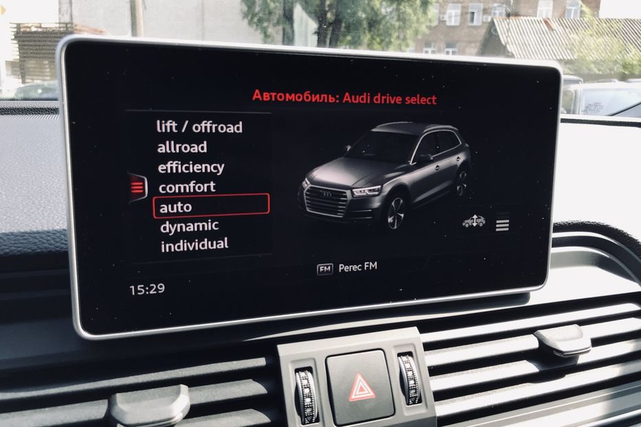Продам Audi Q5 QUATTRO S-LINE 2017 года в Киеве