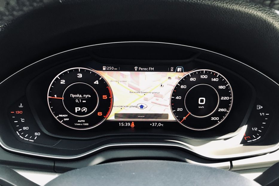 Продам Audi Q5 QUATTRO S-LINE 2017 года в Киеве
