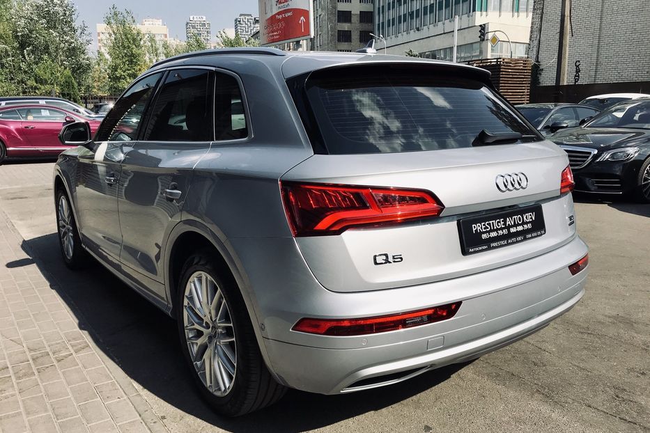 Продам Audi Q5 QUATTRO S-LINE 2017 года в Киеве