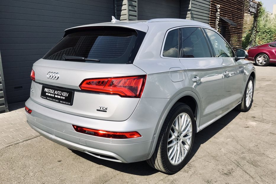 Продам Audi Q5 QUATTRO S-LINE 2017 года в Киеве