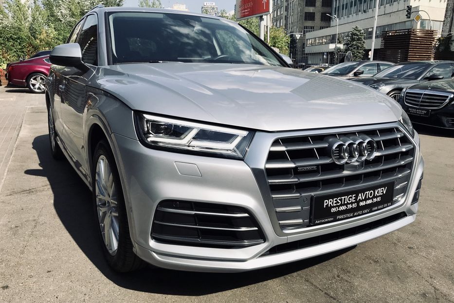 Продам Audi Q5 QUATTRO S-LINE 2017 года в Киеве