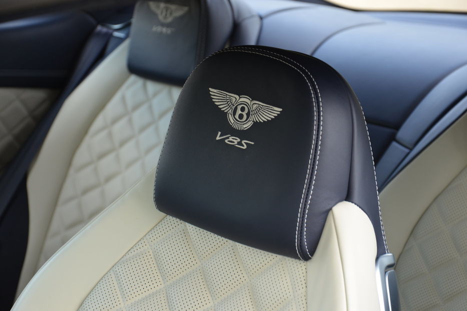 Продам Bentley Continental V8S 2017 года в Киеве