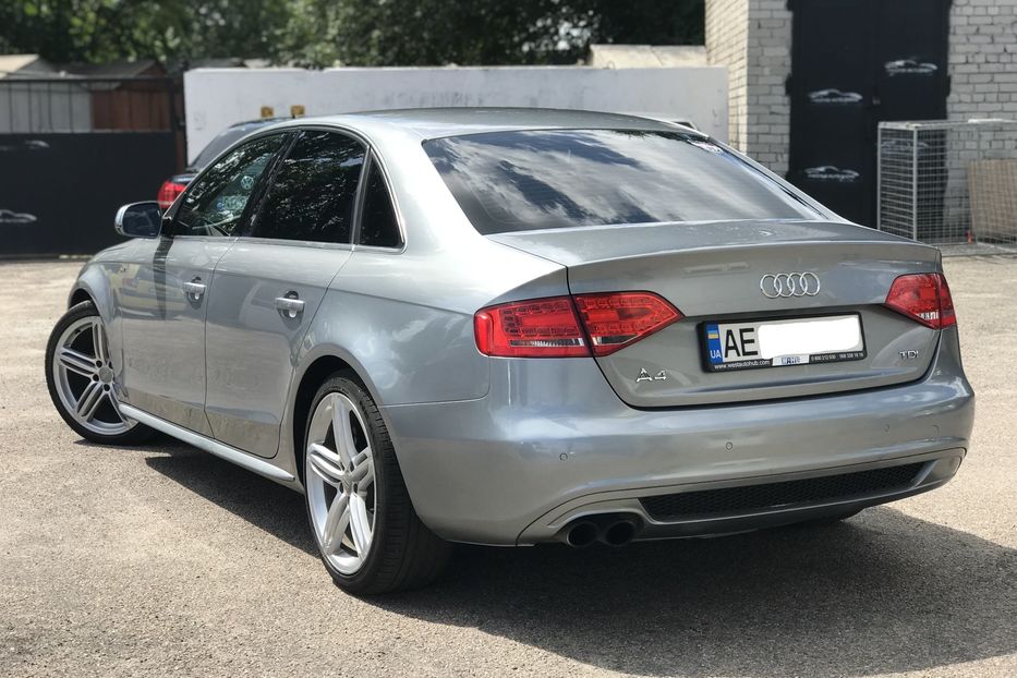 Продам Audi A4 Sline 2011 года в Днепре