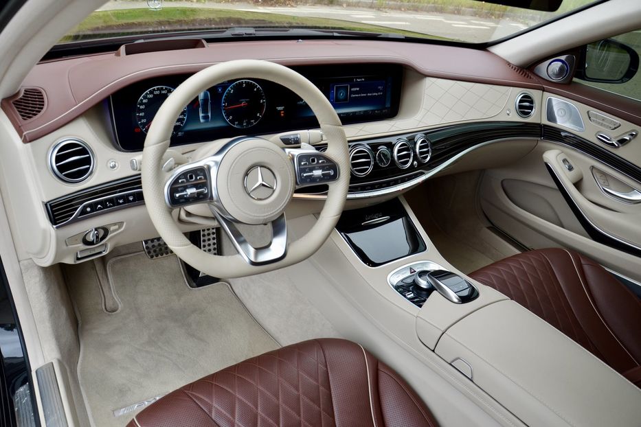 Продам Mercedes-Benz S-Class 400 LONG AMG 2018 года в Киеве