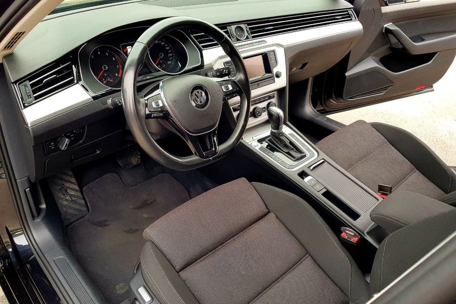 Продам Volkswagen Passat B8 2016 года в Киеве