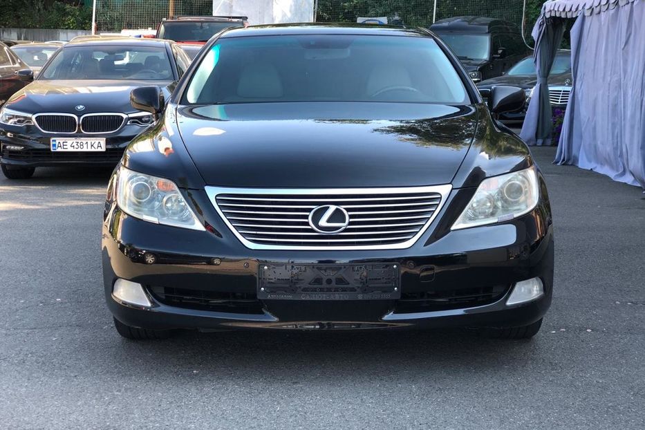 Продам Lexus LS 460 2008 года в Киеве