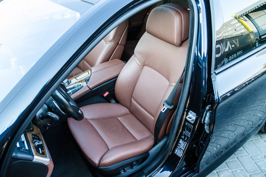 Продам BMW 550 d Xdrive 2013 года в Киеве