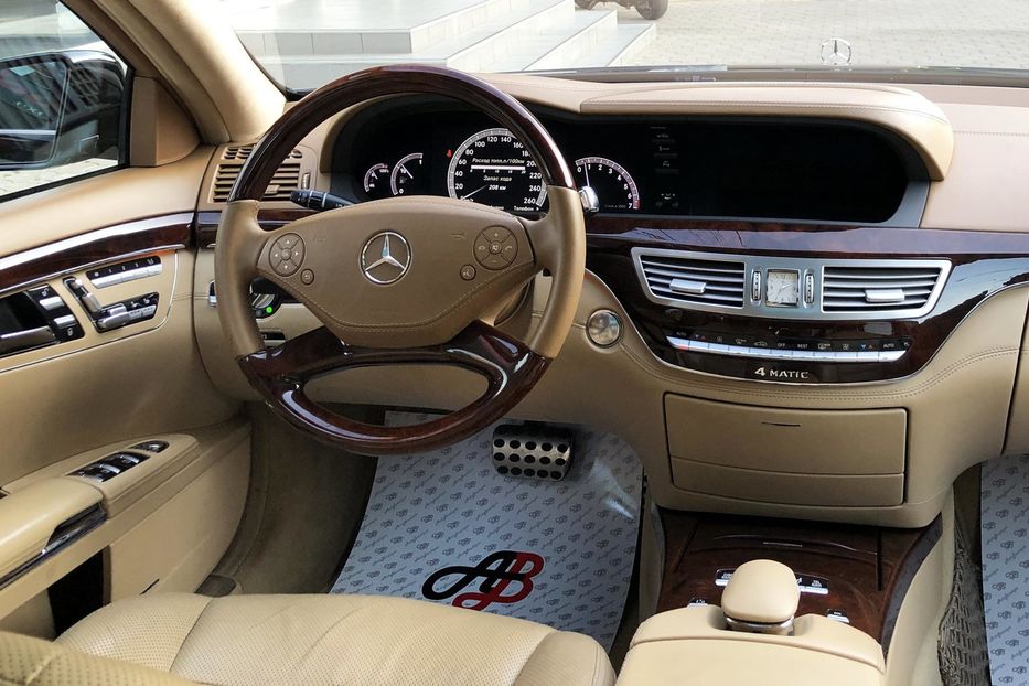 Продам Mercedes-Benz S-Class  500 AMG 4matic 2012 года в Одессе