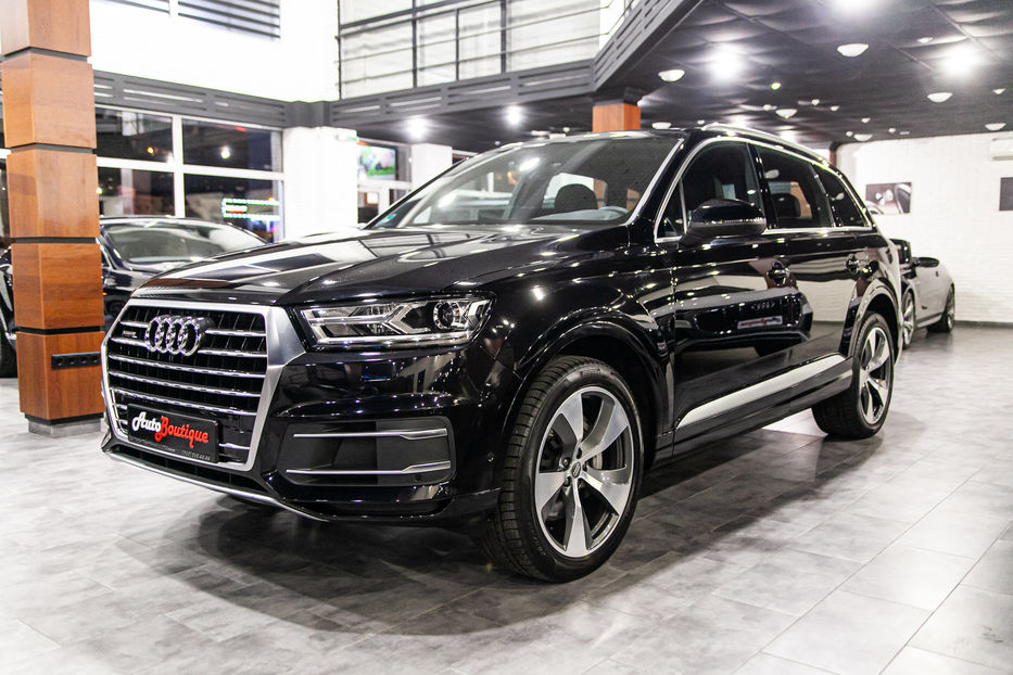 Продам Audi Q7 2017 года в Одессе