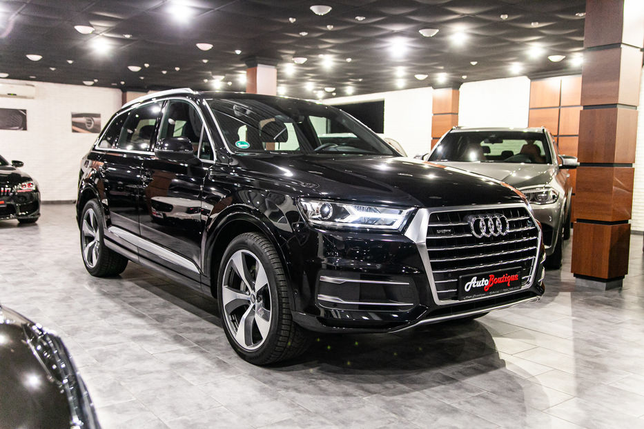 Продам Audi Q7 2017 года в Одессе