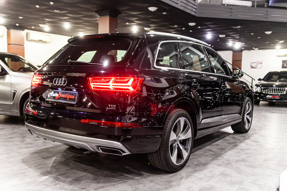 Продам Audi Q7 2017 года в Одессе