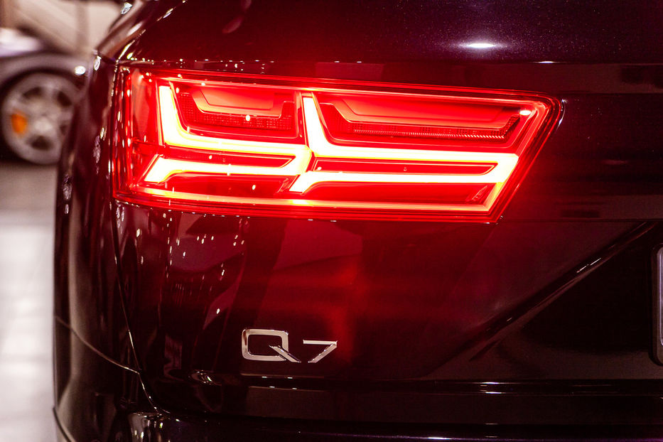 Продам Audi Q7 2017 года в Одессе