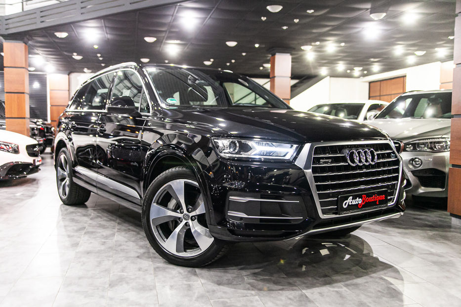 Продам Audi Q7 2017 года в Одессе