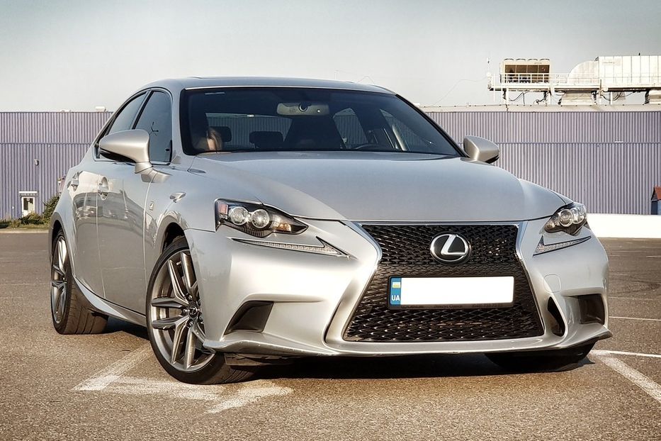 Продам Lexus IS 200 F-Sport 2016 года в Киеве