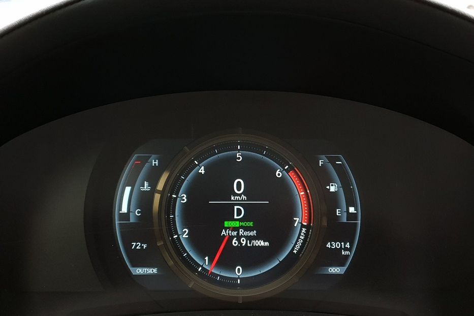 Продам Lexus IS 200 F-Sport 2016 года в Киеве