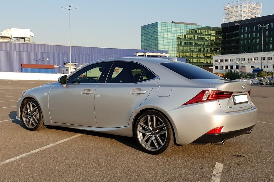 Продам Lexus IS 200 F-Sport 2016 года в Киеве