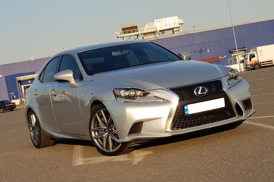 Продам Lexus IS 200 F-Sport 2016 года в Киеве