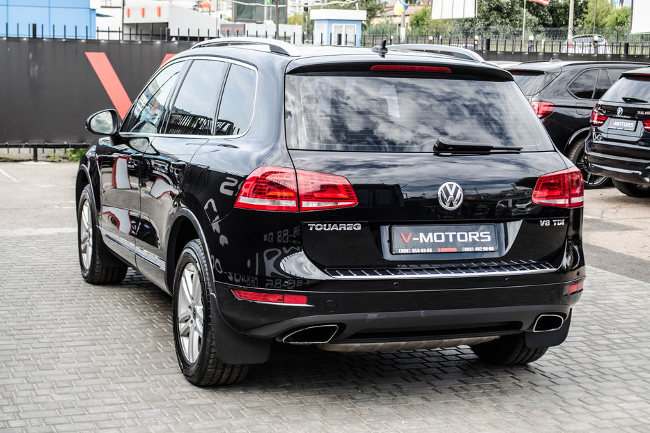 Продам Volkswagen Touareg 4.2TDI 2012 года в Киеве