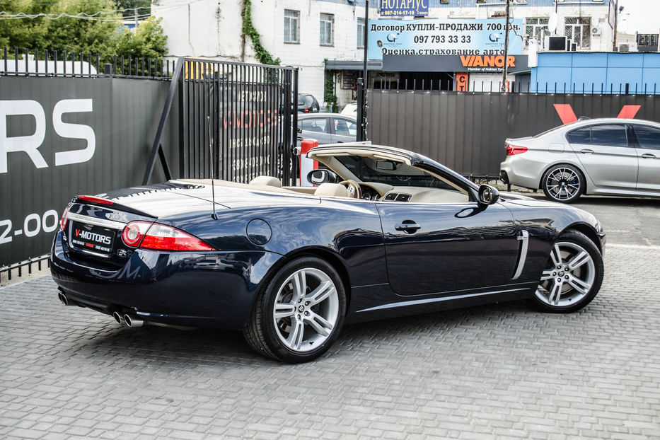 Продам Jaguar XKR Cabrio 2008 года в Киеве