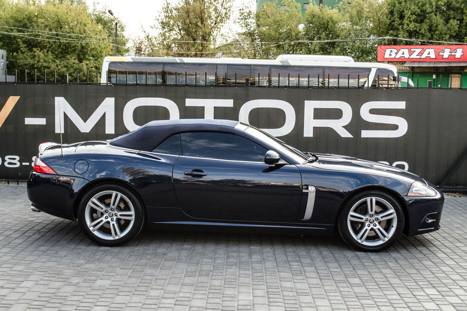 Продам Jaguar XKR Cabrio 2008 года в Киеве