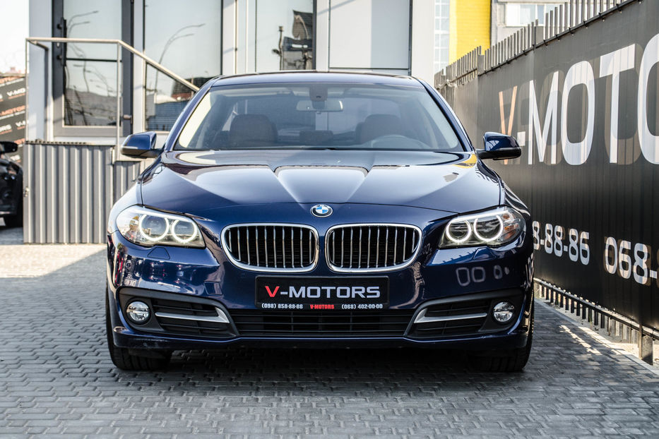 Продам BMW 520 2016 года в Киеве