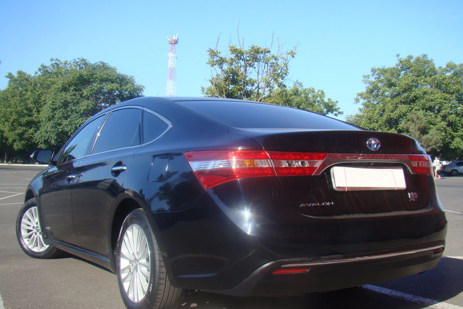 Продам Toyota Avalon 2014 года в Одессе