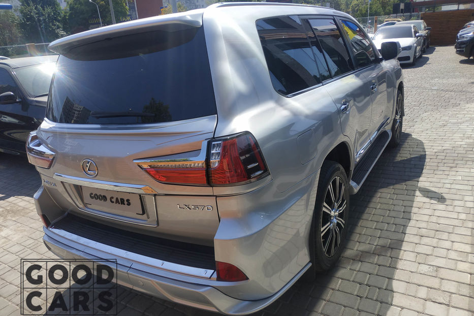 Продам Lexus LX 570 restyling 2018 2010 года в Одессе