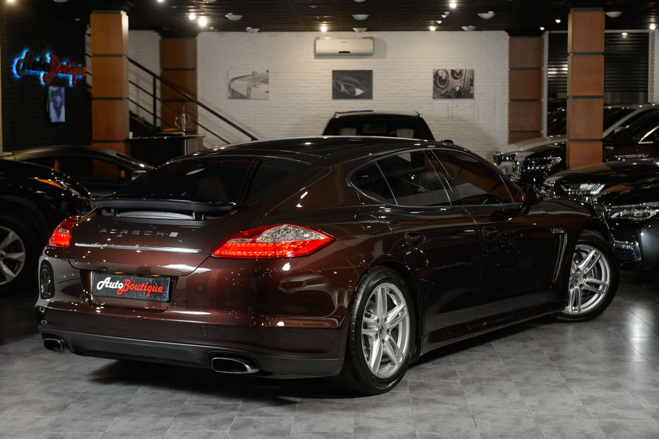 Продам Porsche Panamera 2012 года в Одессе