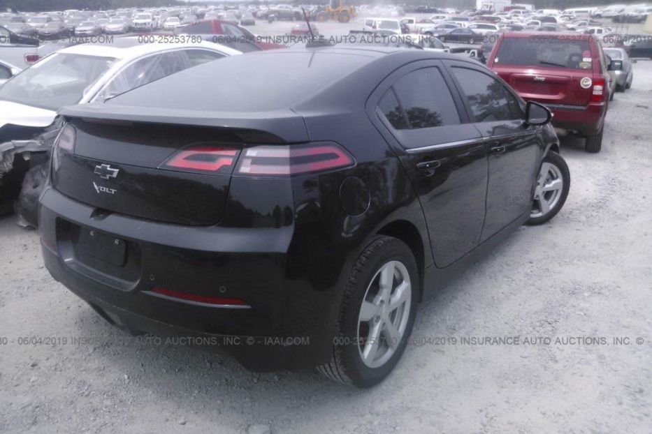 Продам Chevrolet Volt 2015 года в Одессе