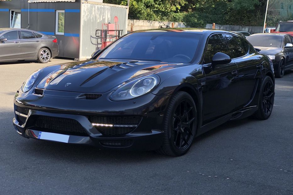 Продам Porsche Panamera Turbo  2011 года в Киеве