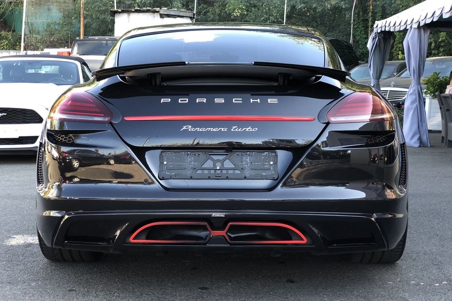 Продам Porsche Panamera Turbo  2011 года в Киеве