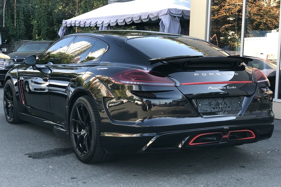 Продам Porsche Panamera Turbo  2011 года в Киеве