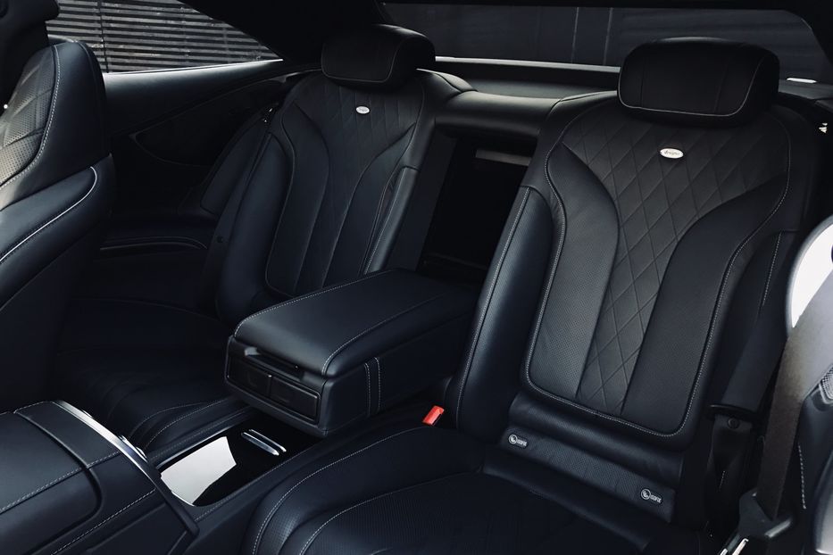 Продам Mercedes-Benz S-Class S500 4Matic S63AMG style 2015 года в Киеве