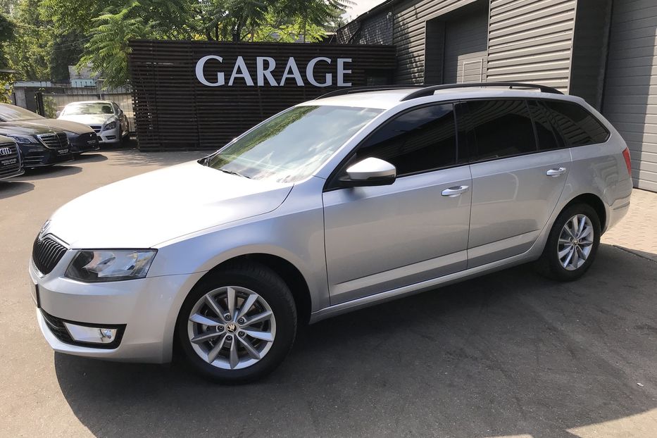 Продам Skoda Octavia A7 Combi 2014 года в Киеве