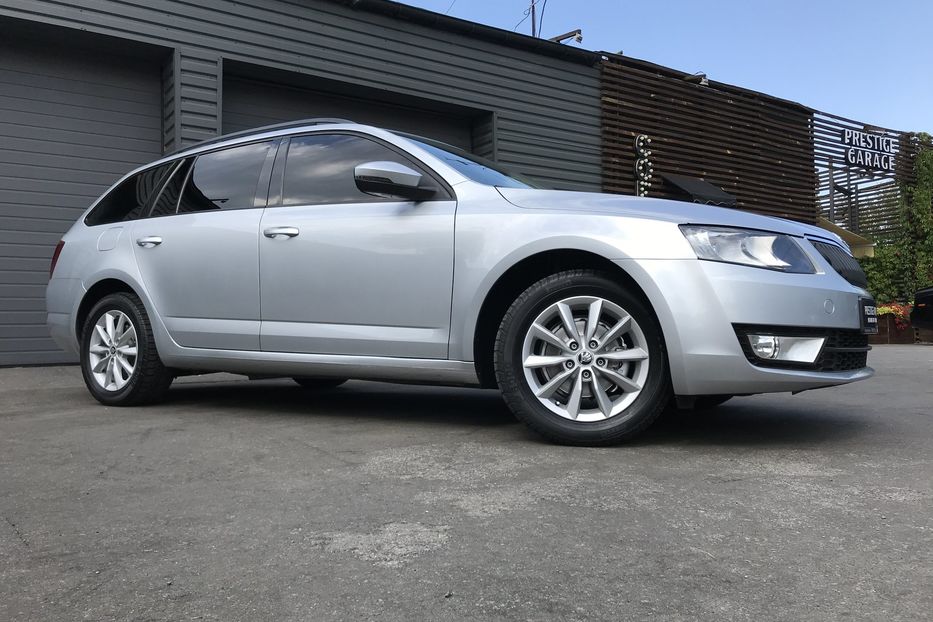 Продам Skoda Octavia A7 Combi 2014 года в Киеве